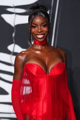 2025 MTV Video Music Awards - Arrivals Olandria Carthen wearing Cheney Chan arrives at the 2025 MTV Video Music Awards held at UBS Arena in Elmont, Nassau County, New York, United States. UBS Arena, Elmont, Nassau County, New York, USA New York United States  Copyright: xImagexPressxAgencyx originalFilename: collin-2025mtvv250908_np3F9.jpg