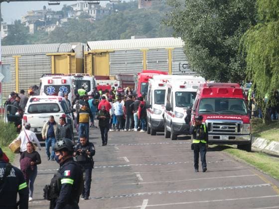 (250908) -- ATLACOMULCO(MEXICO), Sept. 8, 2025 -- Rescue workers work at the accident site in the Atlacomulco municipality, the State of Mexico, Mexico, Sept. 8, 2025. At least eight people were killed and 45 others injured early Monday when a double-deck passenger bus was hit by a train in central Mexico, authorities said. (Photo by Jorge Alvarado Xinhua) MEXICO-ATLACOMULCO-CRASH-ACCIDENT LixMengxintonglian 