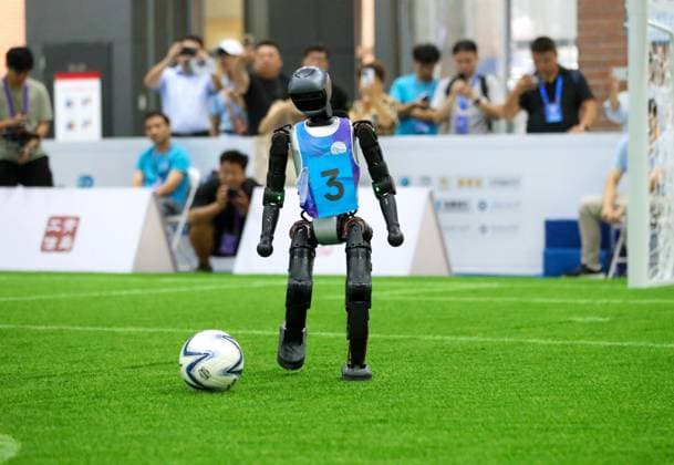 2025 Asia-Pacific Robot World Cup Qingdao International Invitational Football Tournament in Qingdao QINGDAO, CHINA - SEPTEMBER 8, 2025 - Robots participate in the 2025 Asia-Pacific Robot World Cup Qingdao International Invitational Football Tournament in Qingdao, Shandong Province, China on September 8, 2025. Qingdao Shandong China  Copyright: xCFOTOx i1757365991930