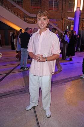 Jonas Wuttke bei der Deutschlandpremiere der Disney+ Original-Serie CALL MY AGENT BERLIN im Colosseum Kino in Berlin am 08.09.2025