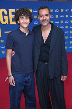 Michael Klammer mit Sohn Leonard Stettnisch bei der Deutschlandpremiere der Disney+ Original-Serie CALL MY AGENT BERLIN im Colosseum Kino in Berlin am 08.09.2025