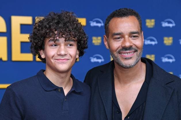 Michael Klammer mit Sohn Leonard Stettnisch bei der Deutschlandpremiere der Disney+ Original-Serie CALL MY AGENT BERLIN im Colosseum Kino in Berlin am 08.09.2025