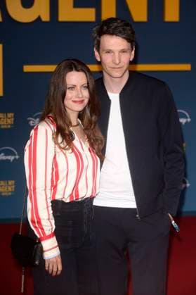 Alice Dwyer und Sabin Tambrea bei der Premiere der Disney+ Serie Call My Agent Berlin im Colosseum Kino. Berlin, 08.09.2025