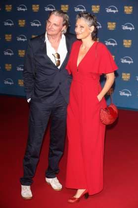 Stefan Jürgens mit Partnerin Boriana Rosenmüller bei der Premiere der Disney+ Serie Call My Agent Berlin im Colosseum Kino. Berlin, 08.09.2025