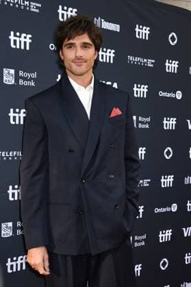 TORONTO, ONTARIO - SEPTEMBER 08: Jacob Elordi attends the premiere of Frankenstein during the 2025 Toronto International Film Festival at Princess of Wales Theatre on September 08, 2025 in Toronto, Ontario Copyright: xmpi099x xMediaPunchx