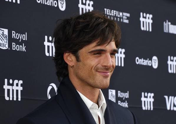 TORONTO, ONTARIO - SEPTEMBER 08: Jacob Elordi attends the premiere of Frankenstein during the 2025 Toronto International Film Festival at Princess of Wales Theatre on September 08, 2025 in Toronto, Ontario Copyright: xmpi099x xMediaPunchx