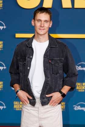 Weltpremiere von Call My Agent Berlin in Berlin Berlin, 8.9..2025 Rick Okon bei der Weltpremiere von Call My Agent Berlin in Berlin Berlin Copyright: xMatthiasxGränzdörferx