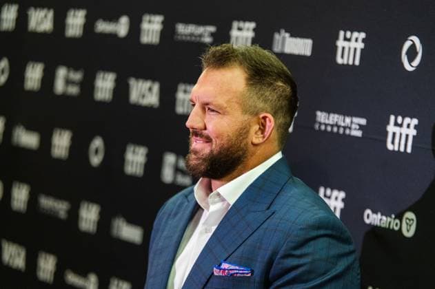 September 8, 2025, Toronto, On, Canada: Ryan Bader arrives on the red carpet for öÄuThe Smashing MachineöÄÃ¹ at the Toronto International Film Festival in Toronto, Monday, Sept. 8, 2025. Toronto Canada  - ZUMAc35_ 20250908_zaf_c35_172 Copyright: xLauraxProctorx