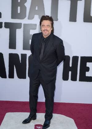 One Battle After Another Premiere - Los Angeles, USA LOS ANGELES, USA. September 08, 2025: Benicio Del Toro at the premiere for One Battle After Another at the TCL Chinese Theatre. Los Angeles CA USA  Copyright: xPaulxSmith Featureflashx