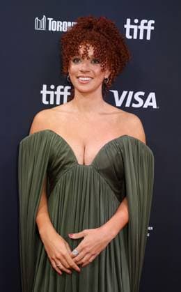 50th Toronto International Film Festival Red carpet of the film Eleanor the great Erin Kellyman 448466 2025 09 08 Toronto Canada  Copyright: xIsabellexVautierx xStarfacex STAR_448466_016