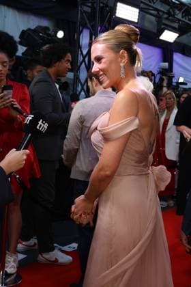 50th Toronto International Film Festival Red carpet of the film Eleanor the great Scarlett Johansson 448466 2025 09 08 Toronto Canada  Copyright: xIsabellexVautierx xStarfacex STAR_448466_027