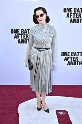 Dita Von Teese bei der Weltpremiere des Kinofilms One Battle After Another im TCL Chinese Theater. Los Angeles, 08.09.2025