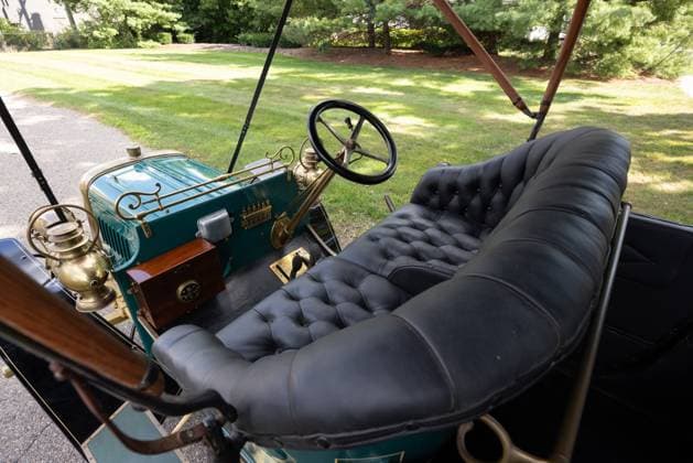 Historic 120-year-old Ford which was first to have engine in front on sale for £200,000 Story from Jam Press (Historic Ford Sale) Pictured: The 1905 Ford Model B Side Entrance Tonneau. Historic 120-year-old Ford which was first to have engine in front on sale for £200,000 An historic 120-year-old Ford car which was the first to have an engine in the front is on sale for £200,000. The 1905 green Model B is one of just seven left in the world. It was also the first to have a four-cylinder engine and is described as historically significant. The vintage car has a top speed of 40mph - which outpaced competitors when it was made. It has been in the same family for at least 60 years. The vehicle is being sold on 9 October by RM Sotheby s  Copyright: xJamxPress DavidxBush CourtesyxofxRMxSotheby s