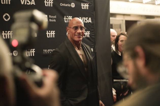 The Smashing Machine Premiere At Toronto International Film Festival Dwayne Johnson attends the premiere of The Smashing Machine during the 2025 Toronto International Film Festival at Princess of Wales Theatre in Toronto, Ontario, Canada, on September 8, 2025. Toronto Canada  Copyright: xArrushxChoprax originalFilename: chopra-notitle250908_npZqw.jpg