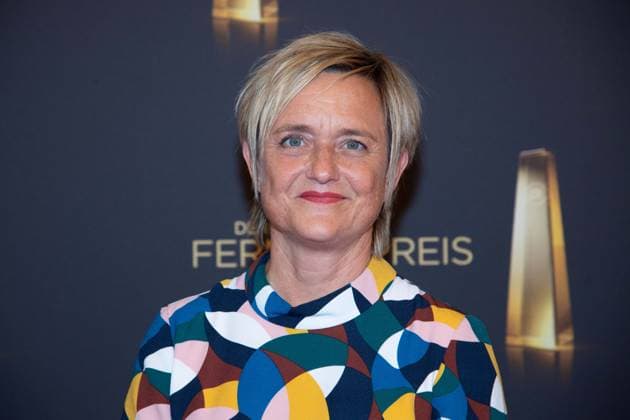 Ellen EHNI, WDR Chefredakteurin, Roter Teppich, Red Carpet Show, Ankunft, arrival, Verleihung des Deutschen Fernsehpreises, Die Nacht der Kreativen - Der Deutsche Fernsehpreis 2025, Deutscher Fernsehpreis 2025 in der Flora Koeln, am 09.09.2025.