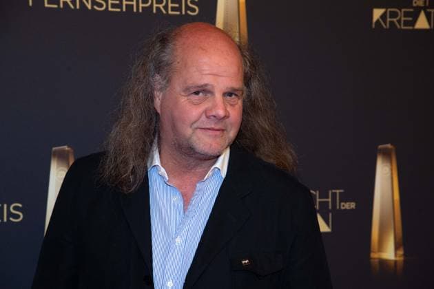 Christoph KOERFER, Körfer, Sprecher und Leiter Content Communications der Seven.One Entertainment Group Roter Teppich, Red Carpet Show, Ankunft, arrival, Verleihung des Deutschen Fernsehpreises, Die Nacht der Kreativen - Der Deutsche Fernsehpreis 2025, Deutscher Fernsehpreis 2025 in der Flora Koeln, am 09.09.2025.