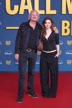 08.09.2025 Leander Haußmann und Tochter Kunigunde zur Premiere von Call My Agent: Berlin, Colosseum Kino, Berlin, Berlin