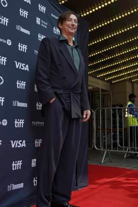 2025 Toronto International Film Festival - ˜Ballad of a Small Player™ Premiere Volker Bertelmann attends the red carpet for the ˜Ballad of a Small Player™ premiere during the 2025 Toronto International Film Festival at The Princess of Wales Theatre. on September 9, 2025 in Toronto, Canada. (Photo by Leonardo Ramirez Eyepix Group) Copyright: xLeonardoxRamirez xEyepixxGroupx LR_09092025_169190