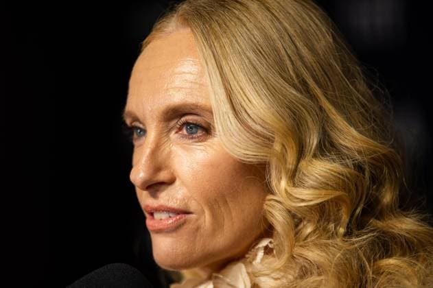 September 9, 2025, Toronto, On, Canada: Toni Collette speaks to reporters on the red carpet for Wayward at the Toronto International Film Festival in Toronto on Tuesday, September 9, 2025. Toronto Canada  - ZUMAc35_ 20250909_zaf_c35_139 Copyright: xLauraxProctorx