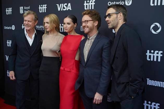 2025 Toronto International Film Festival - ˜Train Dreams™ Premiere (L-R) William H. Macy, Kerry Condon, Felicity Jones, Clint Bentley and Joel Edgerton attend the red carpet for the ˜Train Dreams™ premiere during the 2025 Toronto International Film Festival at Royal Alexandra Theatre. on September 9, 2025 in Toronto, Canada. (Photo by Leonardo Ramirez Eyepix Group) Copyright: xLeonardoxRamirez xEyepixxGroupx LR_09092025_169440