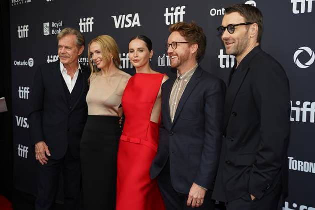 2025 Toronto International Film Festival - ˜Train Dreams™ Premiere (L-R) William H. Macy, Kerry Condon, Felicity Jones, Clint Bentley and Joel Edgerton attend the red carpet for the ˜Train Dreams™ premiere during the 2025 Toronto International Film Festival at Royal Alexandra Theatre. on September 9, 2025 in Toronto, Canada. (Photo by Leonardo Ramirez Eyepix Group) Copyright: xLeonardoxRamirez xEyepixxGroupx LR_09092025_169444