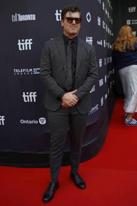 September 9, 2025, Toronto, Ontario, Canada: Greg Kwedar attends the red carpet for the Ã¢â‚¬ËœTrain DreamsÃ¢â‚¬â ¢ premiere during the 2025 Toronto International Film Festival at Royal Alexandra Theatre. on September 9, 2025 in Toronto, Canada. Toronto Canada - ZUMAe321 20250909_zea_e321_182 Copyright: xLeonardoxRamirezx