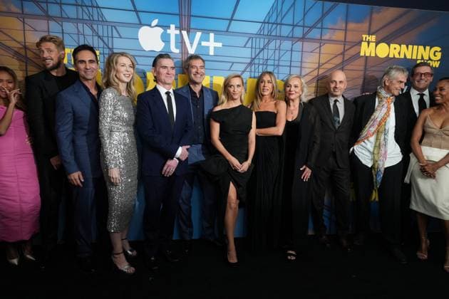 September 9, 2025, New York, New York, USA: The cast and creative team of â€oeThe Morning Show†S4 pose on the red carpet,.The Museum of Modern Art, NYC.September 9, 2025. ...The Morning Show S4 Red Carpet,.The Museum of Modern Art, NYC.September 9, 2025. New York USA - ZUMAms4_ 20250909_faf_ms4_025 Copyright: xSoniaxMoskowitzxGordonx