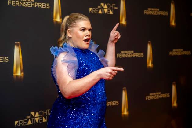 abb Gisa Flake Schauspielerin zu Gast auf dem roten Teppich bei der Nacht der Kreativen - Der Deutsche Fernsehpreis 2025 in der Flora am 09.09.2025 in Koeln NRW Deutschland