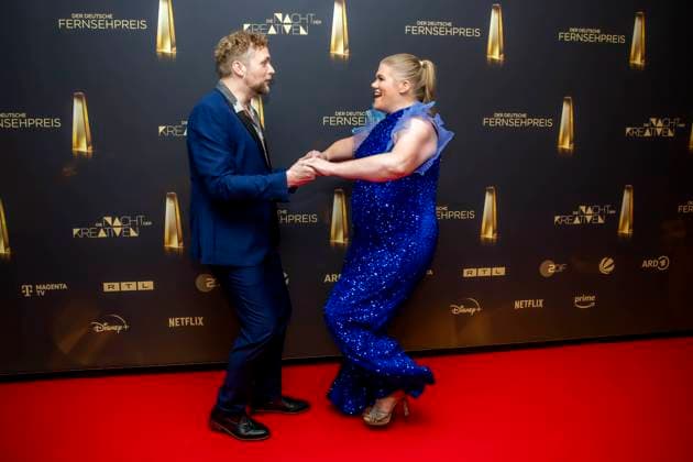 abb Gisa Flake die Schauspielerin mit ihrem Ehemann Knud Riepen zu Gast auf dem roten Teppich bei der Nacht der Kreativen - Der Deutsche Fernsehpreis 2025 in der Flora am 09.09.2025 in Koeln NRW Deutschland