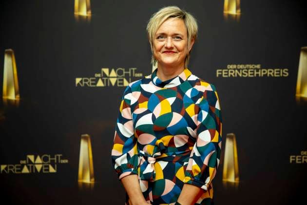 abb Ellen Ehni WDR Chefredakteurin Buntes Kleid zu Gast auf dem roten Teppich bei der Nacht der Kreativen - Der Deutsche Fernsehpreis 2025 in der Flora am 09.09.2025 in Koeln NRW Deutschland