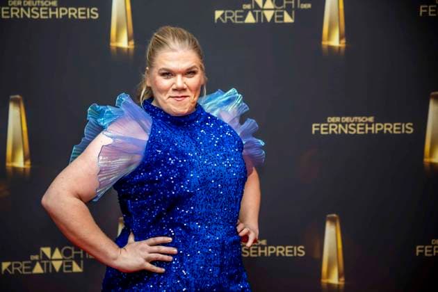 abb Gisa Flake Schauspielerin zu Gast auf dem roten Teppich bei der Nacht der Kreativen - Der Deutsche Fernsehpreis 2025 in der Flora am 09.09.2025 in Koeln NRW Deutschland