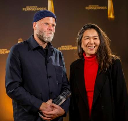 abb Gewinner Beste Kamera Fiktion Tim Kuhn, Jieun Yi fuer Krank Berlin zu Gast auf dem roten Teppich bei der Nacht der Kreativen - Der Deutsche Fernsehpreis 2025 in der Flora am 09.09.2025 in Koeln NRW Deutschland