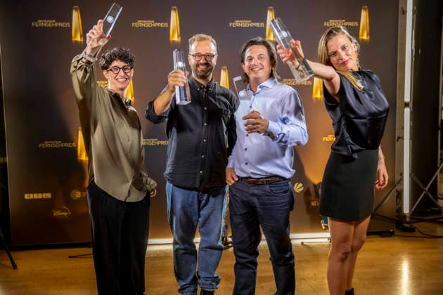 abb Gewinner Beste Montage Fiktion Andrea PEk, Christoph Otto, Andreas Menn, Friederike Hohmuth fuer Zeit Verbrechen zu Gast auf dem roten Teppich bei der Nacht der Kreativen - Der Deutsche Fernsehpreis 2025 in der Flora am 09.09.2025 in Koeln NRW Deutschland