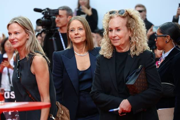 50eme Festival du Film de Toronto 50th Toronto International Film Festival Red carpet of the film A private life Jodie Foster 448490 2025 09 09 Toronto Canada  Copyright: xIsabellexVautierx xStarfacex STAR_448490_159