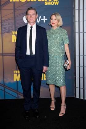 Billy Crudup mit Ehefrau Naomi Watts bei der Premiere der 4. Staffel der Apple TV+ Serie The Morning Show im Museum of Modern Art. New York, 09.09.2025