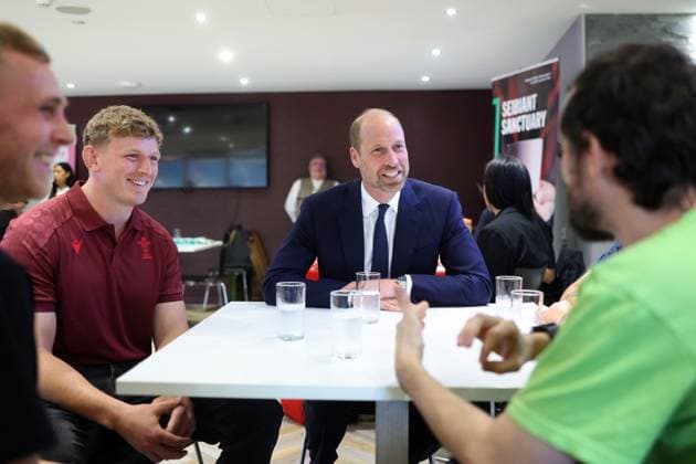 The Prince of Wales Visits Jac Lewis Foundation Mental Health Hub CARDIFF, WALES - SEPTEMBER 10: Prince William, Prince of Wales talks to Jac Morgan (L) and other members of the Welsh Rugby Union during his visit to new a mental health hub run by the Jac Lewis Foundation on World Suicide Prevention Day at Principality Stadium on September 10, 2025 in Cardiff, Wales., Credit:Chris Jackson Avalon United Kingdom, Wales, Cardiff, Principality Stadium  Copyright: xChrisxJacksonx xAvalonx 1035774458