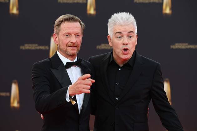 v.l. Michael KESSLER, Schauspieler, Michael MITTERMEIER, Comedian, Roter Teppich, Red Carpet Show, Ankunft, arrival, Verleihung des Deutschen Fernsehpreises, Der Deutsche Fernsehpreis 2025, Deutscher Fernsehpreis 2025 in den MMC Studios Koeln, am 10.09.2025.