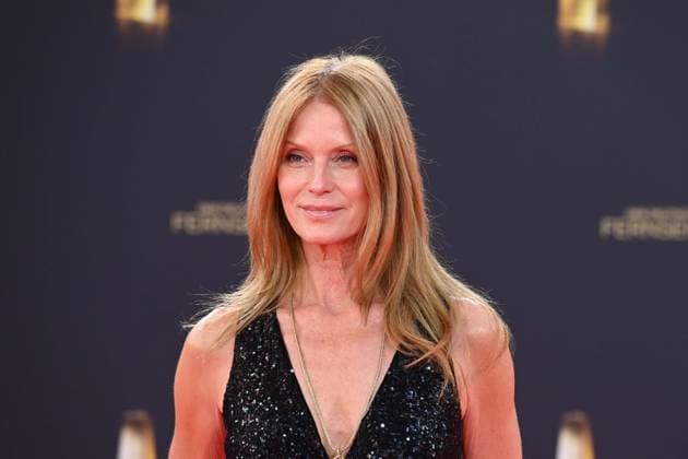 Esther SCHWEINS, Schauspielerin, Roter Teppich, Red Carpet Show, Ankunft, arrival, Verleihung des Deutschen Fernsehpreises, Der Deutsche Fernsehpreis 2025, Deutscher Fernsehpreis 2025 in den MMC Studios Koeln, am 10.09.2025.