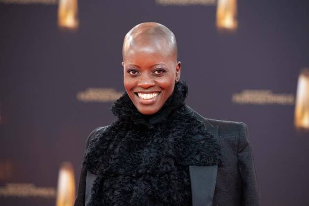 Florence KASUMBA, Schauspielerin, Roter Teppich, Red Carpet Show, Ankunft, arrival, Verleihung des Deutschen Fernsehpreises, Der Deutsche Fernsehpreis 2025, Deutscher Fernsehpreis 2025 in den MMC Studios Koeln, am 10.09.2025.