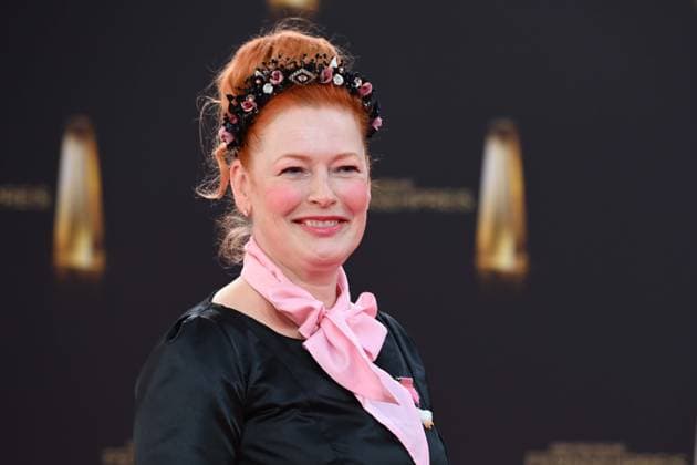 Enie van de MEIKLOKJES, Moderatorin, Roter Teppich, Red Carpet Show, Ankunft, arrival, Verleihung des Deutschen Fernsehpreises, Der Deutsche Fernsehpreis 2025, Deutscher Fernsehpreis 2025 in den MMC Studios Koeln, am 10.09.2025.