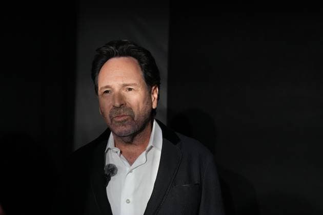 September 10, 2025, Toronto, On, Canada: Director Barry Avrich arrives on the red carpet for öÄuThe Road Between Us: The Ultimate RescueöÄÃ¹ at the Toronto International Film Festival in Toronto, Wednesday, Sept. 10, 2025. Toronto Canada  - ZUMAc35_ 20250910_zaf_c35_050 Copyright: xChrisxYoungx