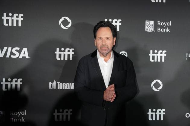 September 10, 2025, Toronto, On, Canada: Director Barry Avrich arrives on the red carpet for öÄuThe Road Between Us: The Ultimate RescueöÄÃ¹ at the Toronto International Film Festival in Toronto, Wednesday, Sept. 10, 2025. Toronto Canada  - ZUMAc35_ 20250910_zaf_c35_055 Copyright: xChrisxYoungx