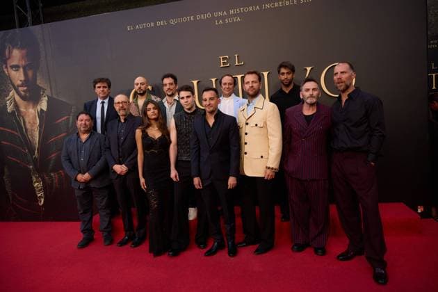 Director Alejandro Amenabar with actors Julio Pena , Jose Manuel Poga , Miguel Rellan , Luna Berroa , Fernando Tejero , Alessandro Borghi attends the premiere of the film El Cautivo directed by Alejandro Amenabar at Cine Callao in Madrid, Spain, on September 10, 2025. The movie, starring Julio Pena Fernandez, Alessandro Borghi, Miguel Rellan, Fernando Tejero, Luna Berroa, Luis Callejo, JosÃ Manuel Poga, Albert Salazar, Juanma Muniagurria, Jorge Asin, Mohamed Said and Walid Charaf, tells the story of Miguel de Cervantes™ captivity in Algiers in 1575. The film will be released in Spanish cinemas on September 12. Cordon Press  HazhardxEspinozaxVallejos