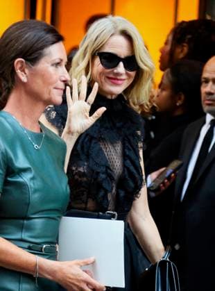 NYFW - Celebs At The Ralph Lauren Fashion Show Naomi Watts leaves the Ralph Lauren Spring 2026 fahion show during the New York fashion week in midtown, NY on September 10, 2025. Photo by Dylan Travis ABACAPRESS.COM New York City NY United States  Copyright: xDylanxTravis ABACAx