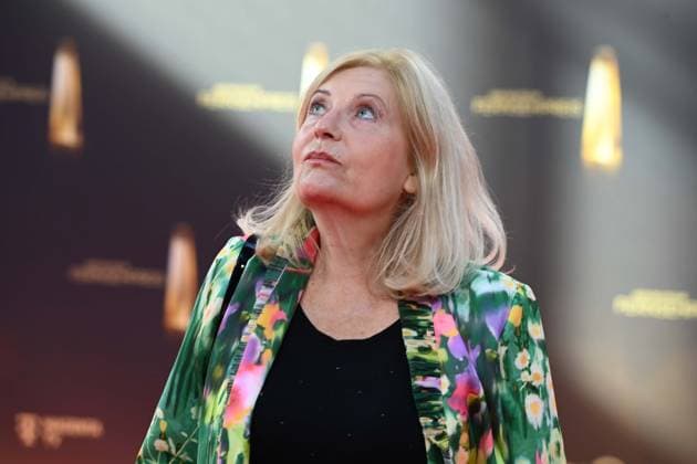 Sabine POSTEL, Schauspielerin, Roter Teppich, Red Carpet Show, Ankunft, arrival, Verleihung des Deutschen Fernsehpreises, Der Deutsche Fernsehpreis 2025, Deutscher Fernsehpreis 2025 in den MMC Studios Koeln, am 10.09.2025.
