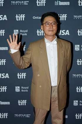 September 10, 2025, Toronto, Ontario, Canada: Lee Hwan attends the red carpet for the Ã¢â‚¬ËœProject YÃ¢â‚¬â ¢ premiere during the 2025 Toronto International Film Festival at Princess of Wales Theatre. on September 10, 2025 in Toronto, Canada. Toronto Canada - ZUMAe321 20250910_zea_e321_054 Copyright: xLeonardoxRamirezx
