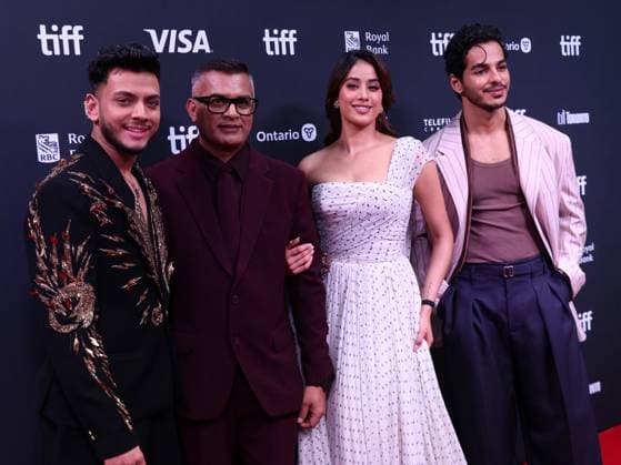 2025 Toronto International Film Festival - Homebound (L-R) Vishal Jethwa, Neeraj Ghaywan, Janhvi Kapoor, and Ishaan Khatter attend the premiere of Homebound during the 2025 Toronto International Film Festival at Roy Thomson Hall in Toronto, Ontario, Canada, on September 10, 2025. Toronto Canada  Copyright: xArrushxChoprax originalFilename: chopra-notitle250911_npM6Z.jpg