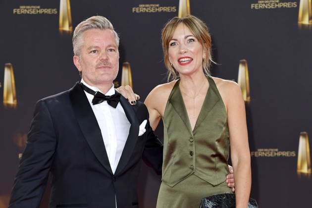 AndrÃ Dietz mit Ehefrau Shari Dietz bei der Ankunft zu der Verleihung des Deutschen Fernsehpreis in den MMC Studios in Koeln am 10.09.2025