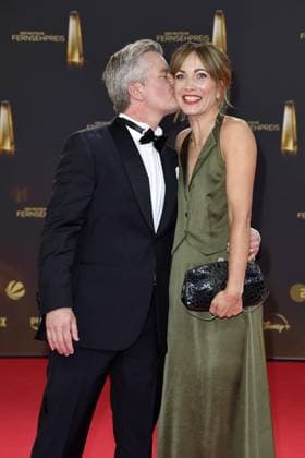 AndrÃ Dietz mit Ehefrau Shari Dietz bei der Ankunft zu der Verleihung des Deutschen Fernsehpreis in den MMC Studios in Koeln am 10.09.2025