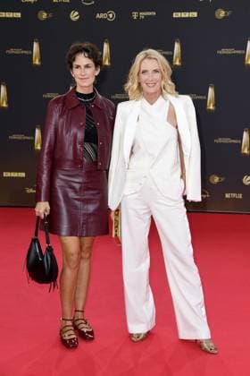und Maria Furtwaengler bei der Ankunft zu der Verleihung des Deutschen Fernsehpreis in den MMC Studios in Koeln am 10.09.2025
